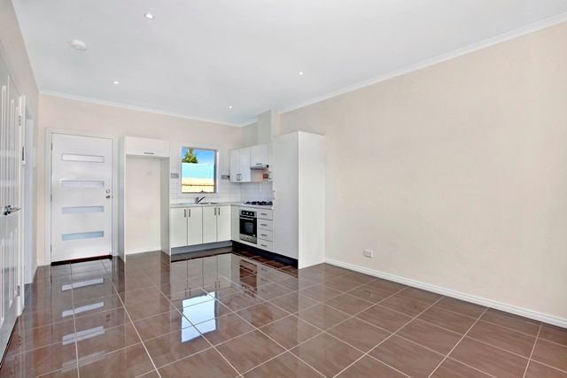 2/3 Edna Street, Thomastown, VIC 3074