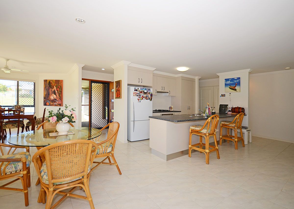 3 Picadilly Circuit, Urraween, QLD 4655