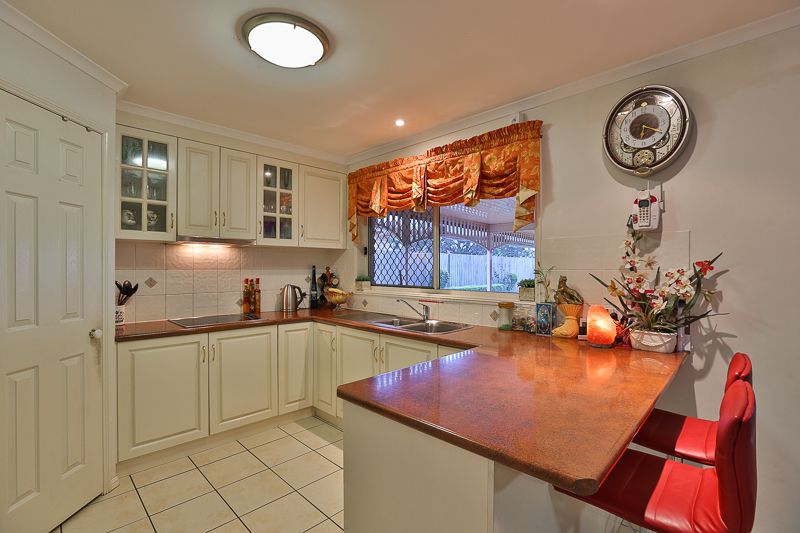 10 Macrossan Street, Cranley, QLD 4350