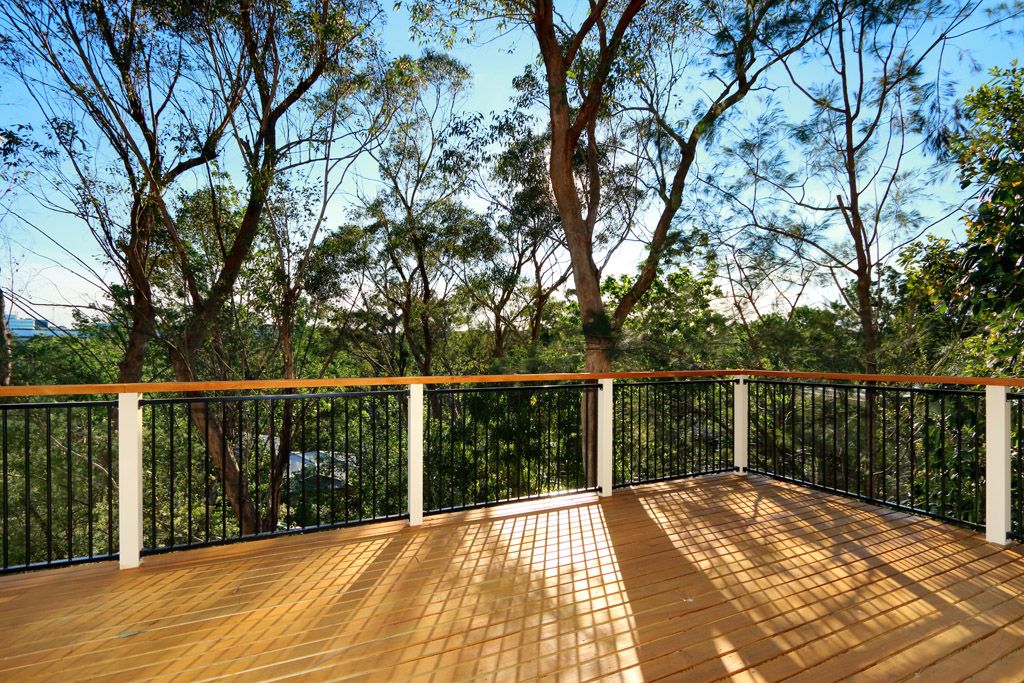 28 Gloucester Avenue, West Pymble NSW 2073