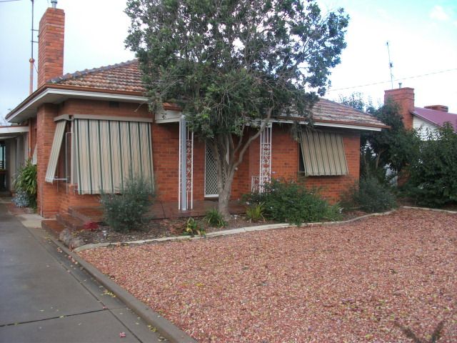 110 Hume Street, ECHUCA, VIC 3564