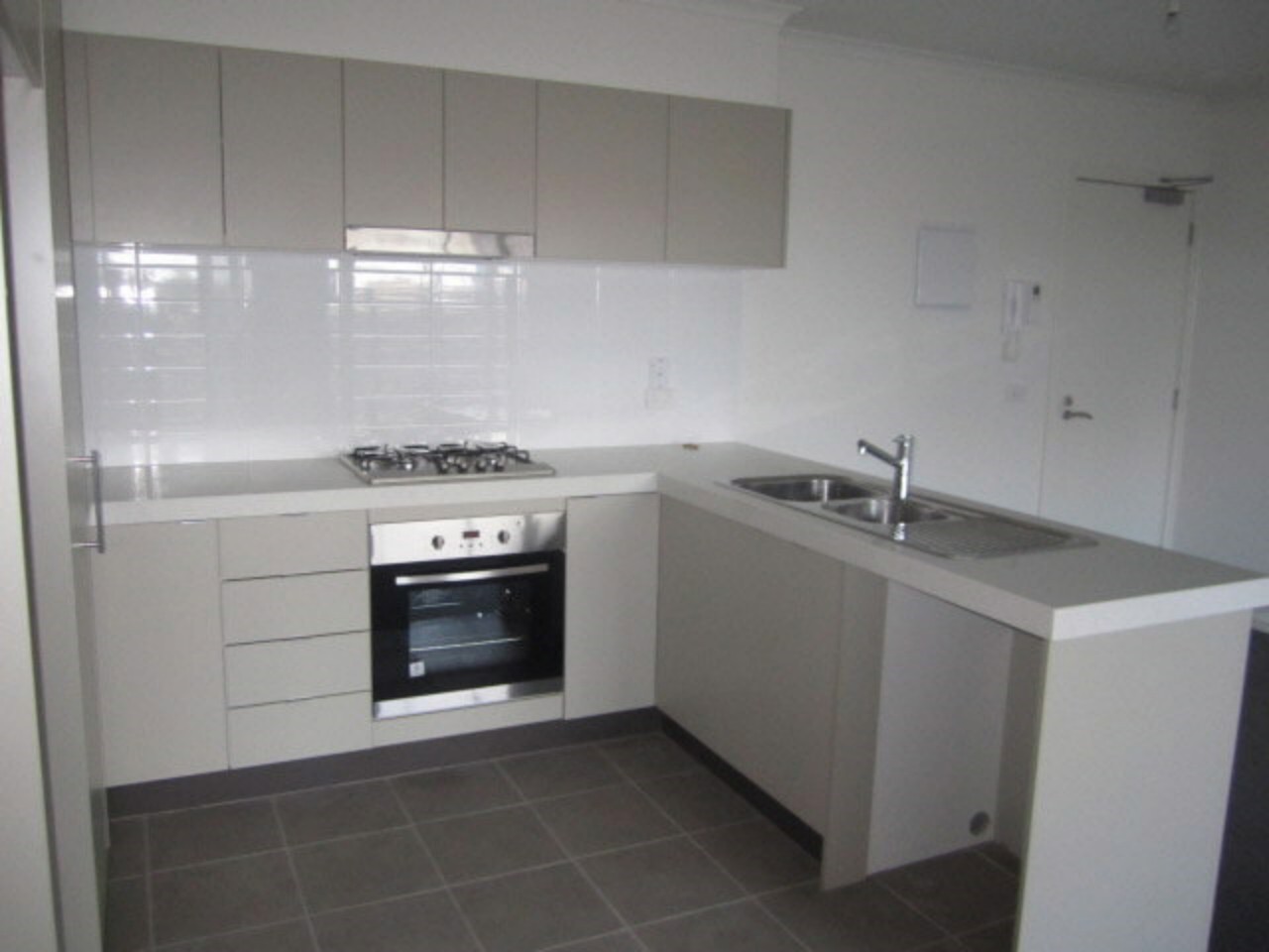 18/24-26 Burton Avenue, CLAYTON, VIC 3168