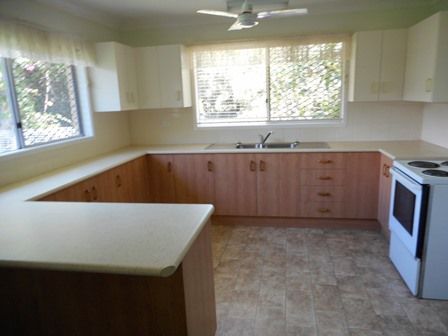 12 Peatey Street, NORMAN GARDENS, QLD 4701
