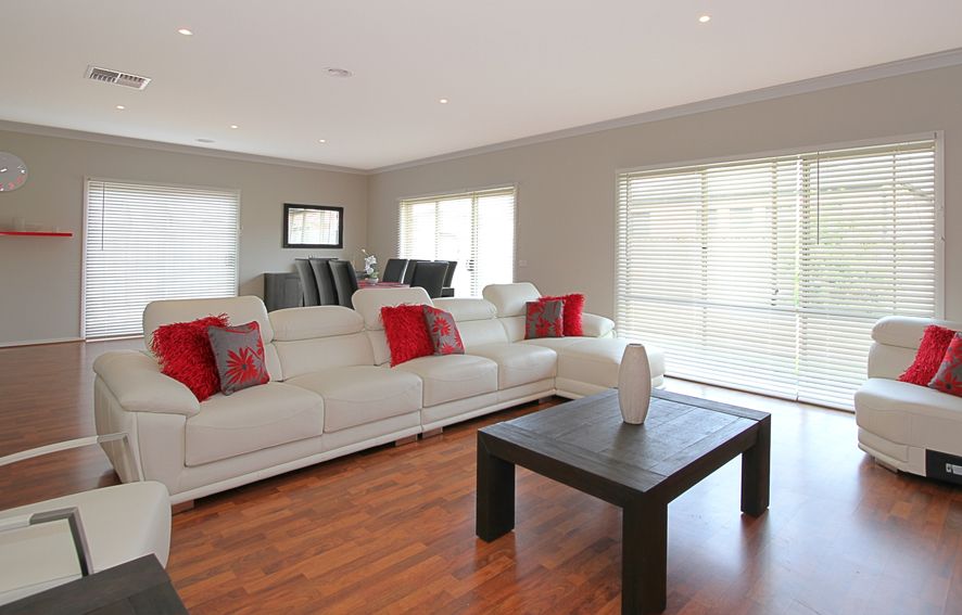 8 Birdwood Court, DOREEN, VIC 3754