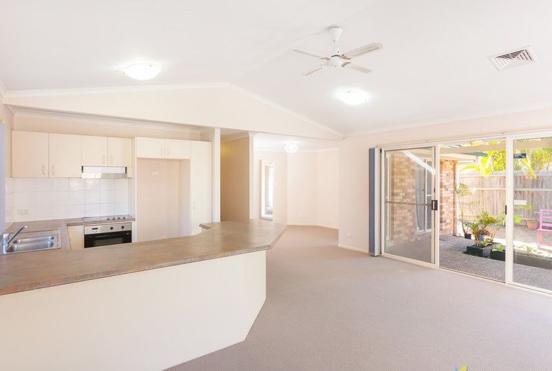 29 Richmond Place, Forest Lake, QLD 4078
