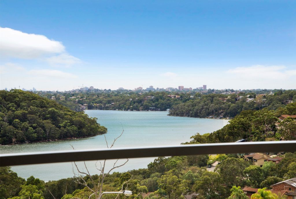 65 Hobart Place, Illawong NSW 2234