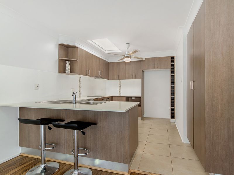 28 Wagtail Court, Burleigh Waters QLD 4220