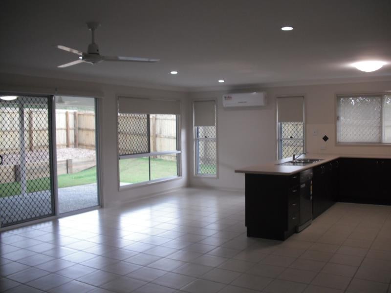 5 Bellflower Crescent, Mount Cotton, QLD 4165