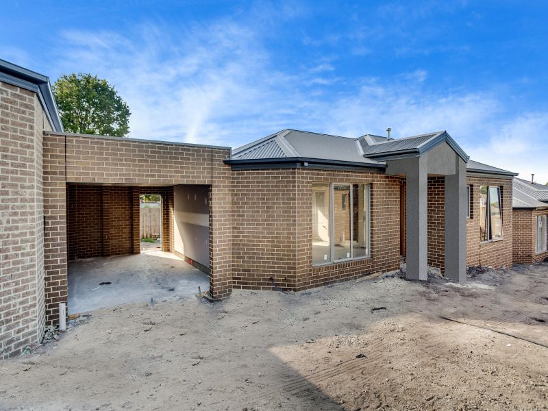 11 Kenilworth Avenue, FRANKSTON VIC 3199