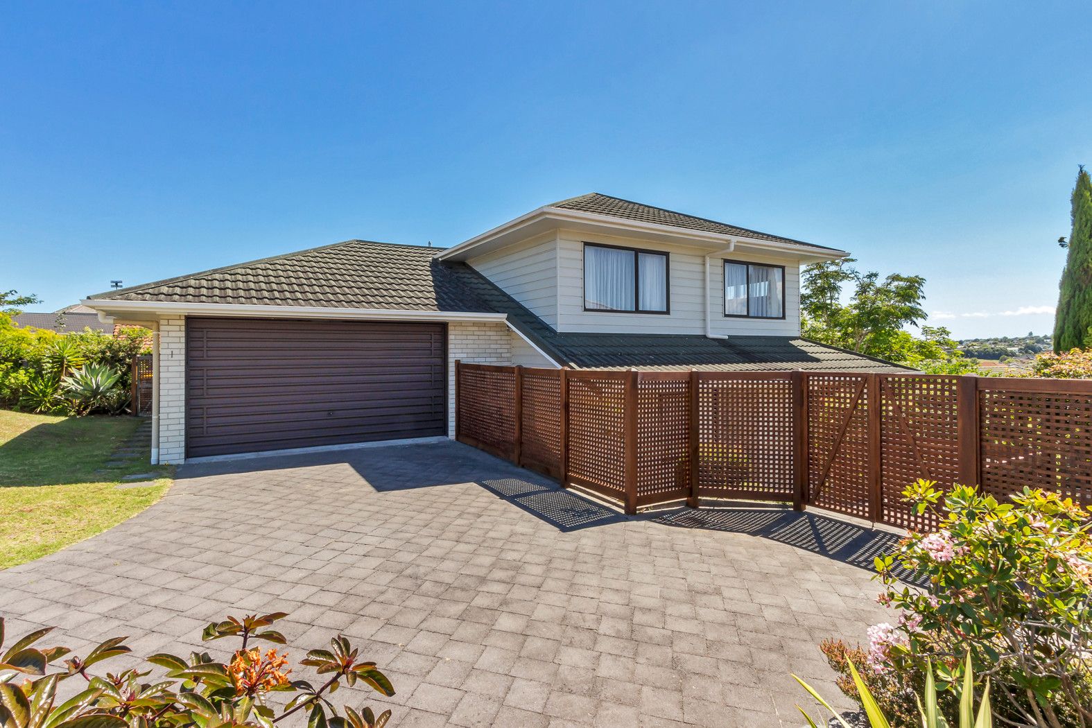 17 Summermist Drive, Northpark, Manukau City