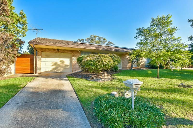 22 Bradley Street, Ingleburn, NSW 2565