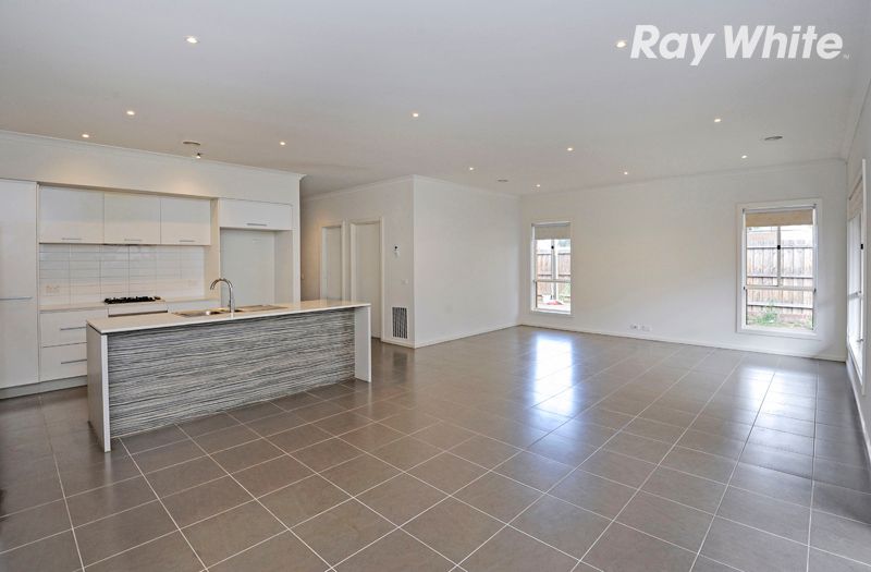 33 Bacchus Drive, Epping, VIC 3076