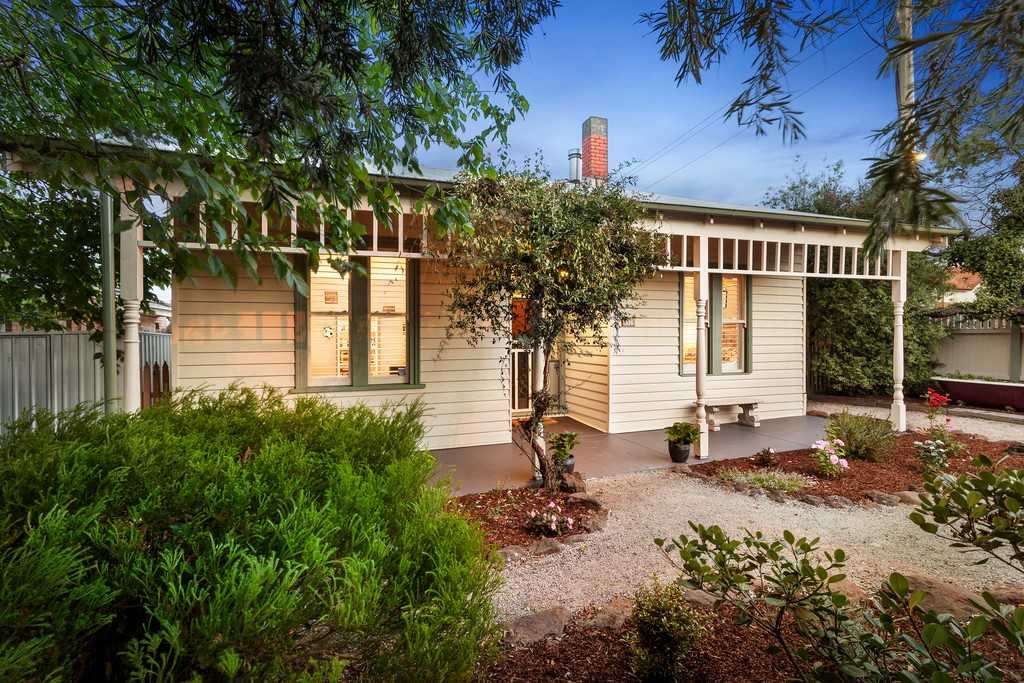 781 Warrigal Road (access via Allen St), Oakleigh, VIC 3166