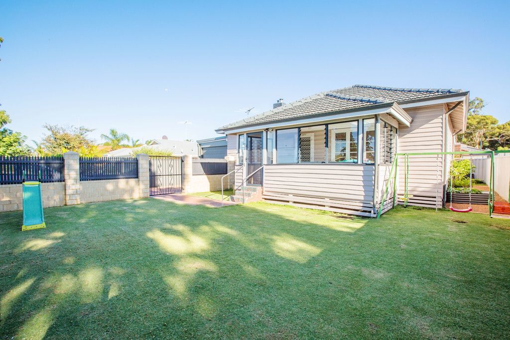 20A Frankel Street, Carey Park WA 6230