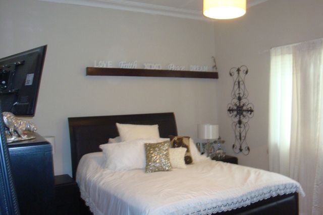 6 Onyx Close, Bossley Park, NSW 2176