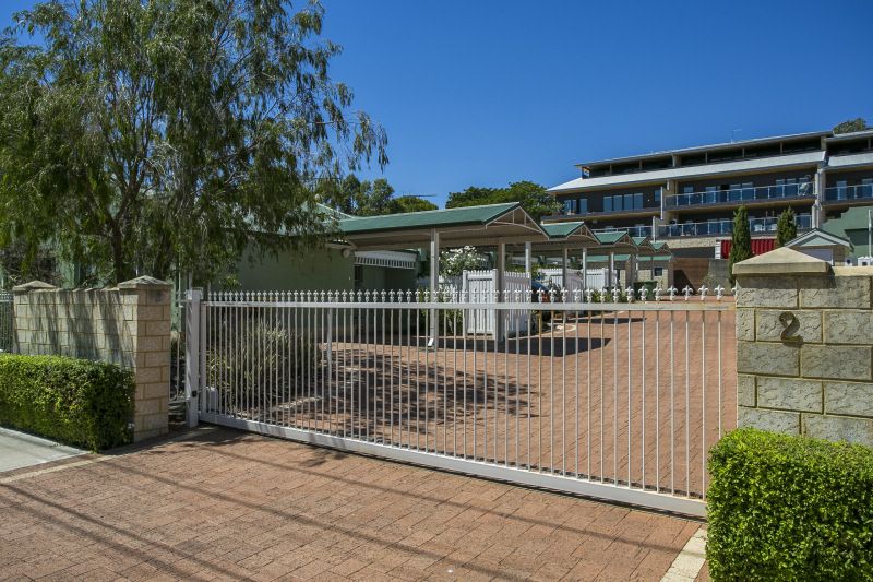 3 / 2 Headingly Road, Kalamunda, WA 6076