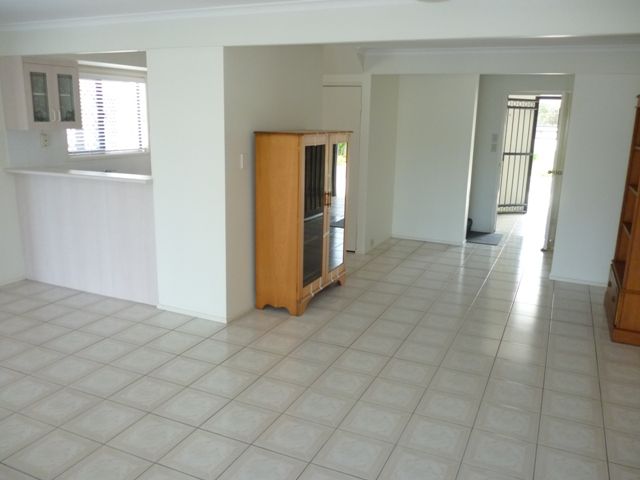 6B Admirals Court, Mooloolaba, QLD 4557