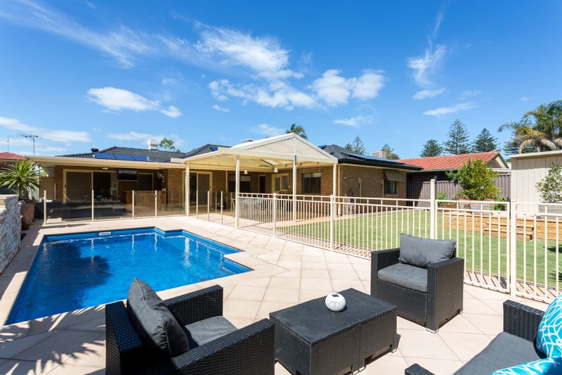 4 Read Court, North Haven, SA 5018
