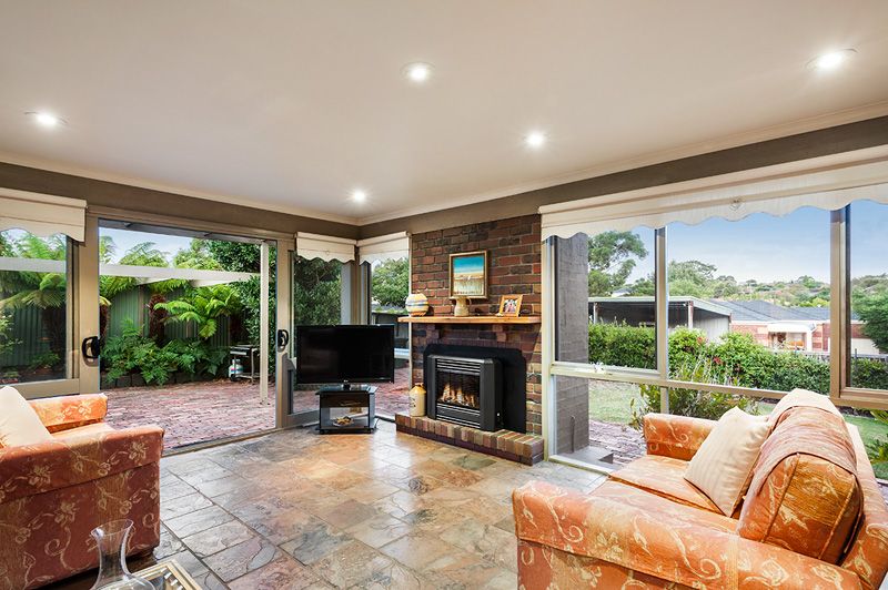 1/4 Hansen Street, Mount Waverley, VIC 3149