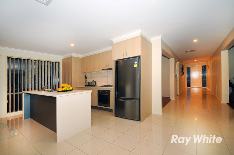 5 Hunt Club Road, NARRE WARREN SOUTH, VIC 3805