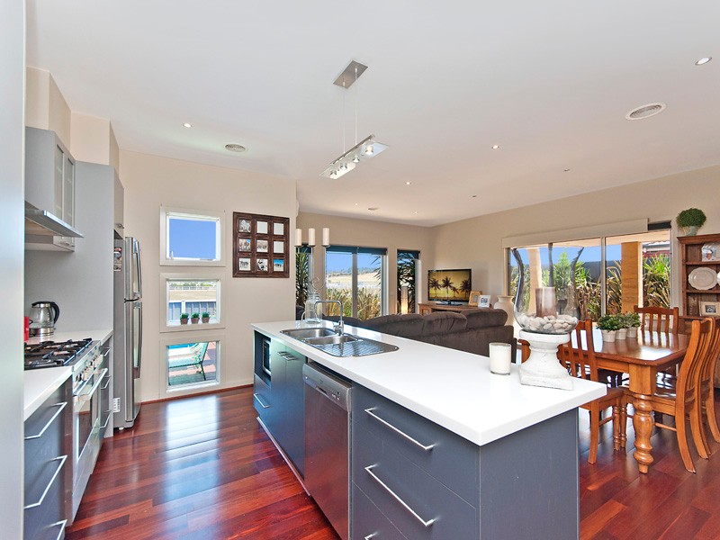 8 Neathfield Court, Warrnambool, VIC 3280