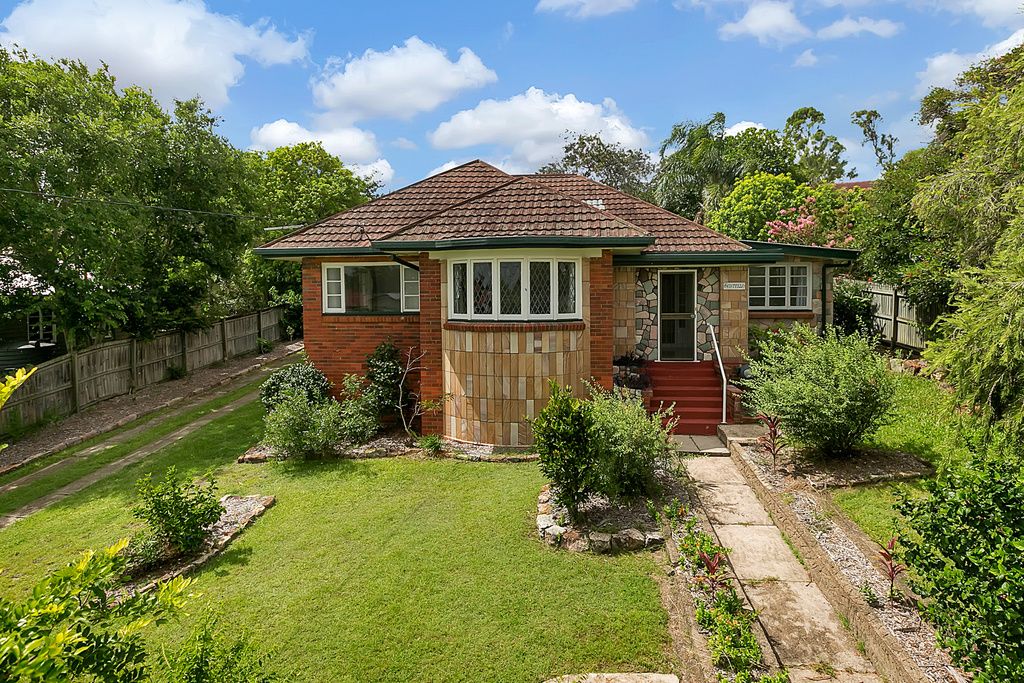 263 Ferguson Road, Seven Hills QLD 4170