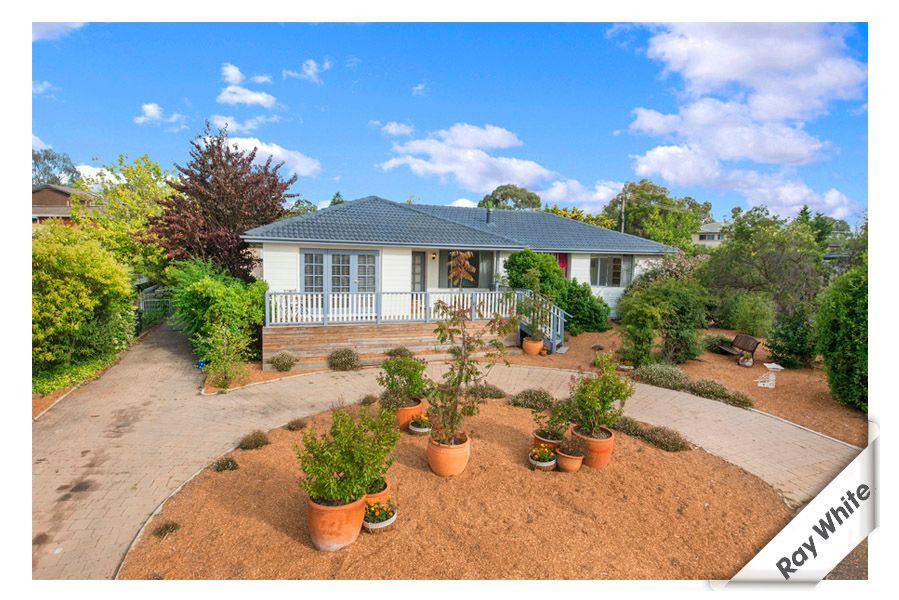 5 Dodd Place, Spence ACT 2615