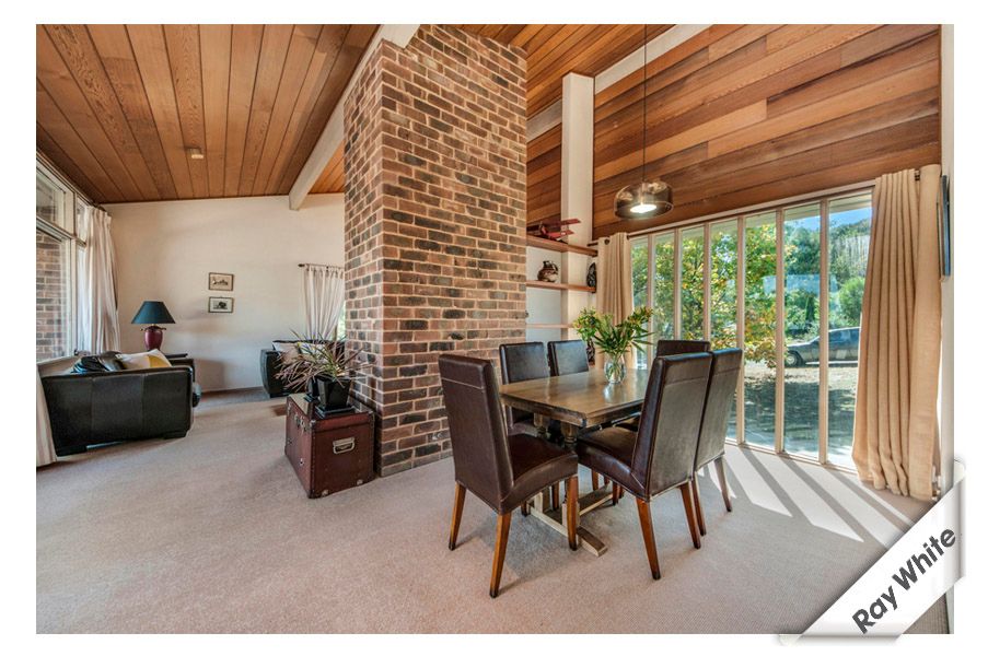 16 Sampson Close, Melba, ACT 2615