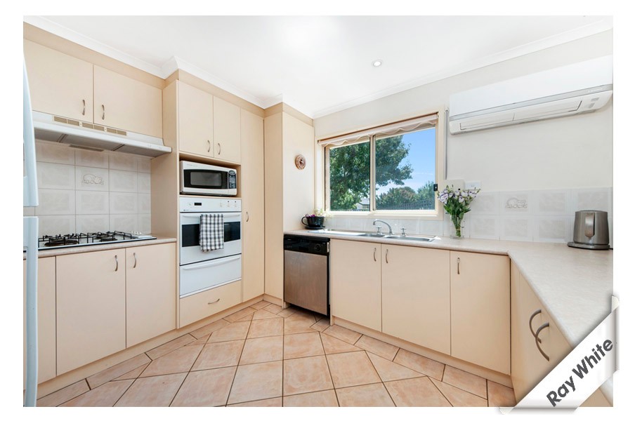 12 Syron Place, Ngunnawal, ACT 2913