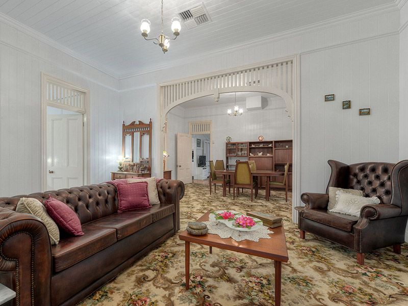 27 Denham Street, Clayfield, QLD 4011
