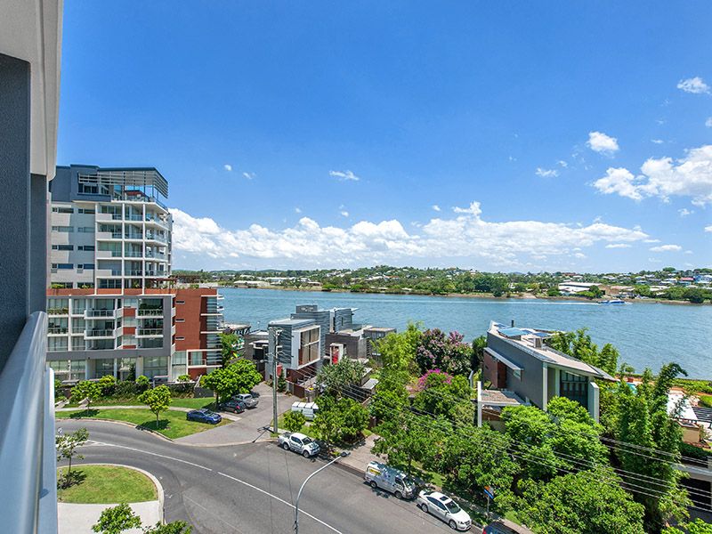 10608/8 Harbour Road, Hamilton, QLD 4007