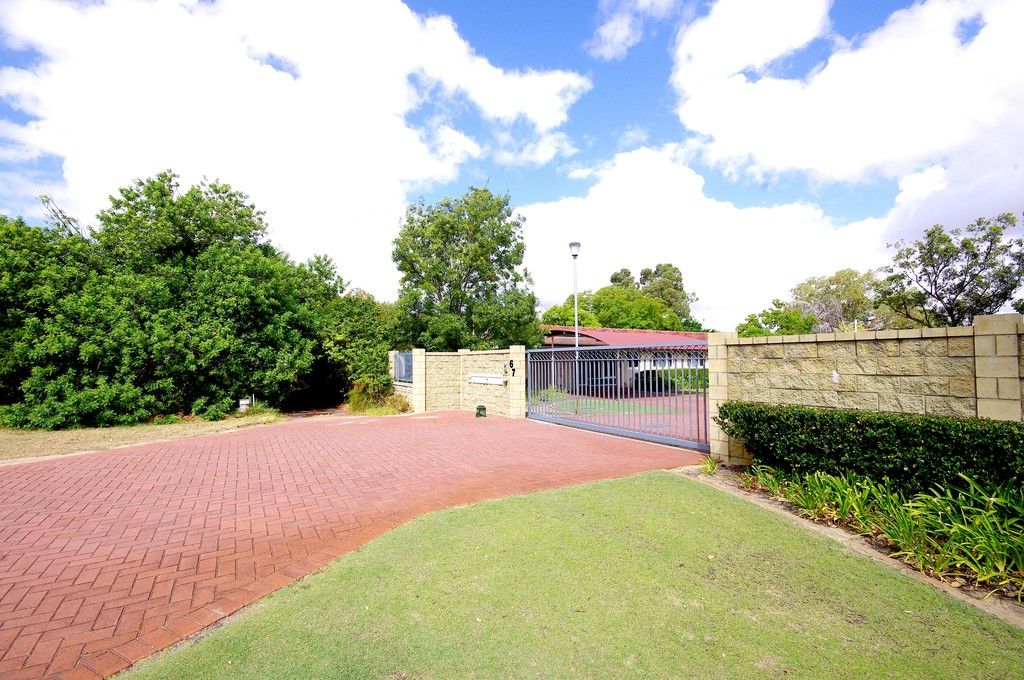 1/67 Tendring Way, Girrawheen, WA 6064