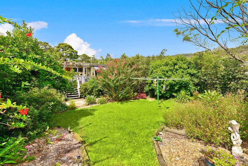 19 Wendy Drive, Point Clare, NSW 2250