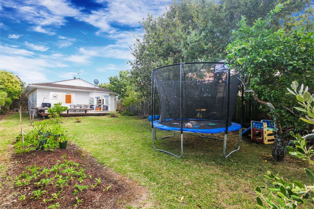 58h Barrack Road, Mount Wellington, Auckland City