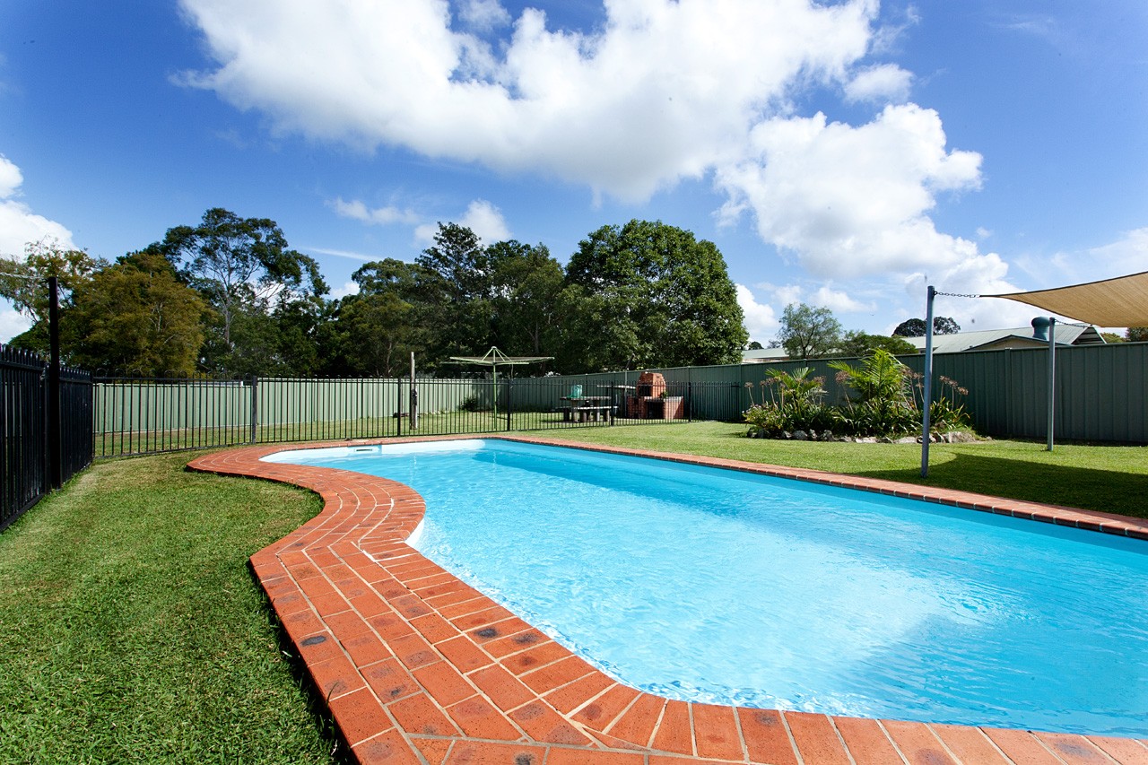 1 Bayview Crescent, Taree, NSW 2430