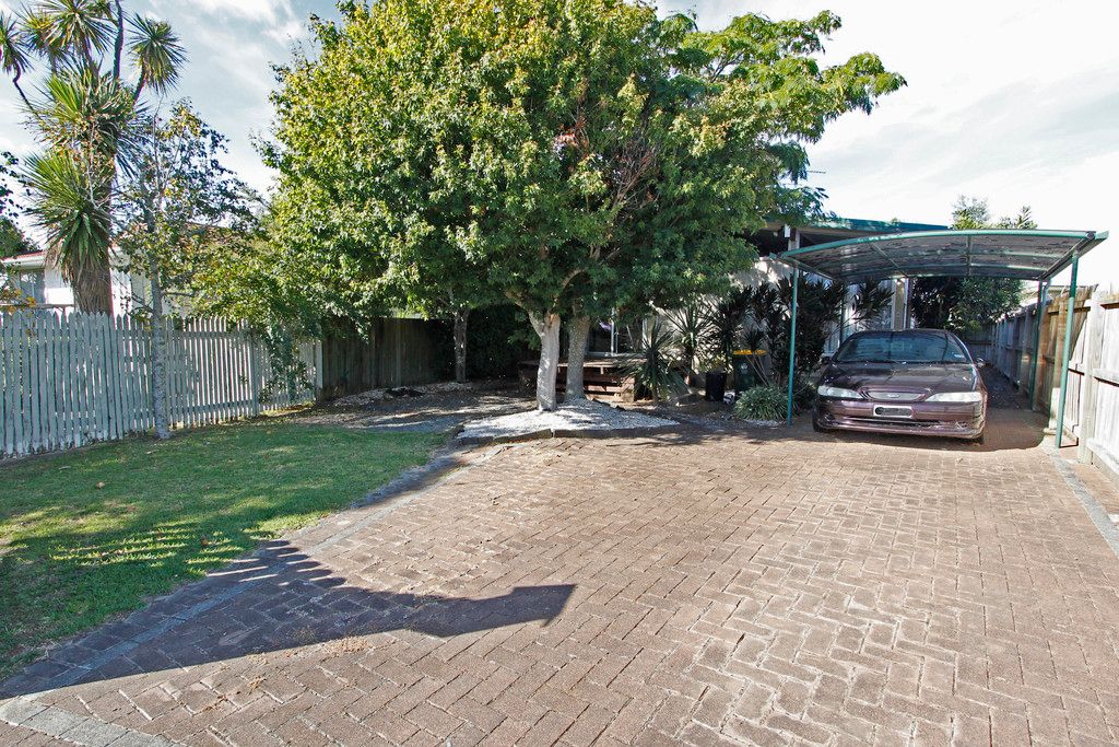9 Mandarin Place, Half Moon Bay, Manukau City