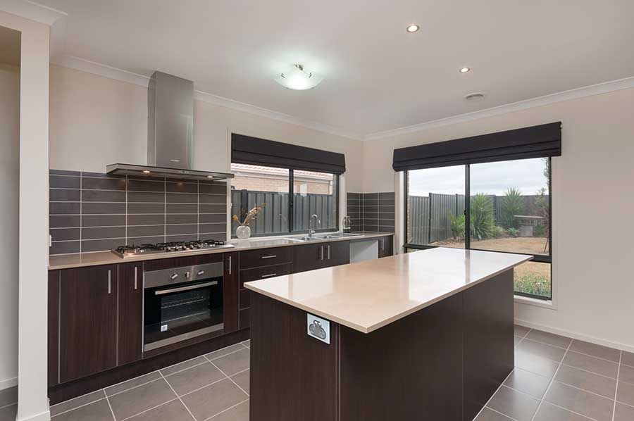 96 Charteris Drive, Craigieburn, VIC 3064