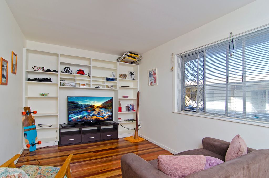 2/806 Pacific Parade, Currumbin, QLD 4223