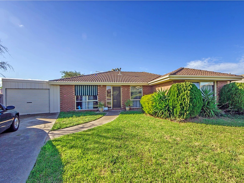 8 JAMES AUSTIN Place, HOPPERS CROSSING, VIC 3029