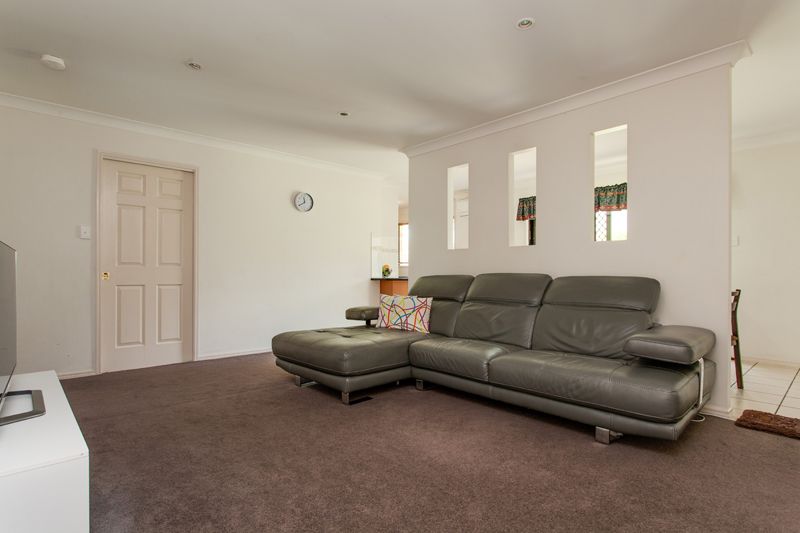 7 Edith Street, Forest Lake, QLD 4078