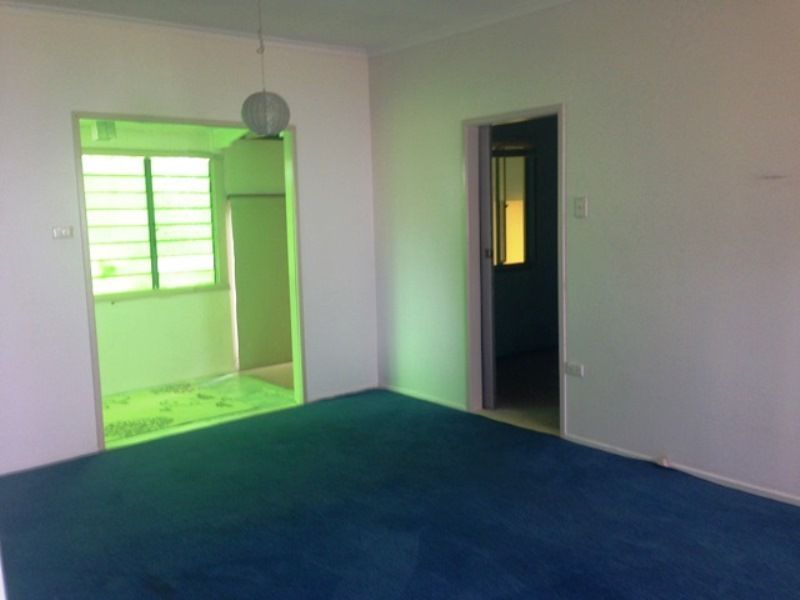 8 Rossmoya Road, THE CAVES, QLD 4702
