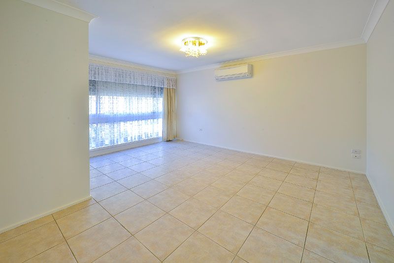2 Harrow Road, GLENFIELD, NSW 2167