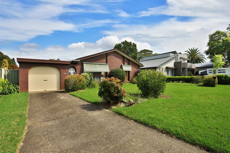 3 Lyrebird Drive, Nowra NSW 2541