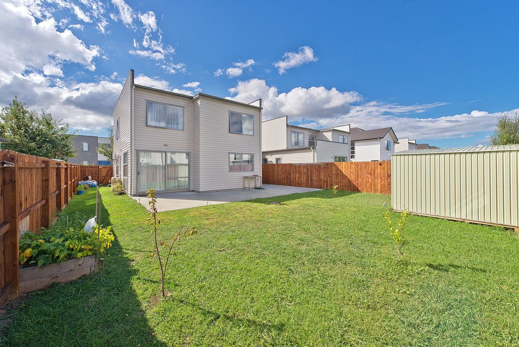 32 Phar Lap Crescent, Takanini, Papakura