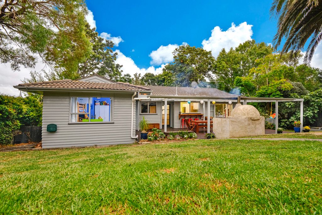 46 Hellyers Street, Birkdale, North Shore City