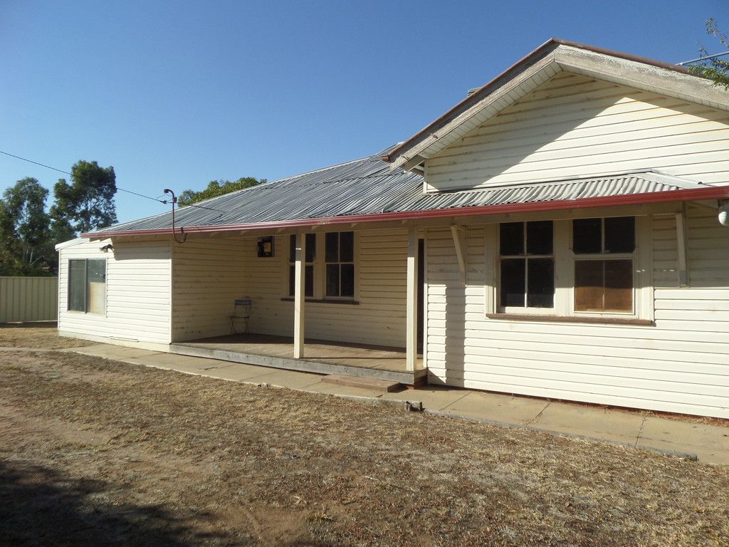 20 Frank Street, Narrandera NSW 2700