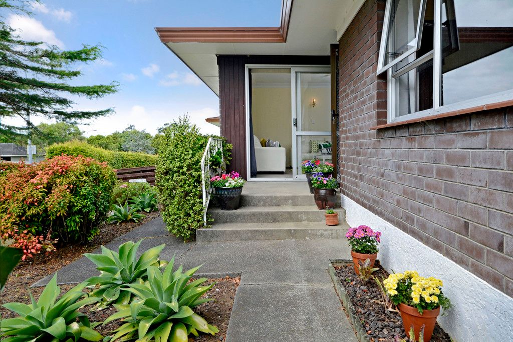 32 Himalaya Drive, Half Moon Bay, Manukau City