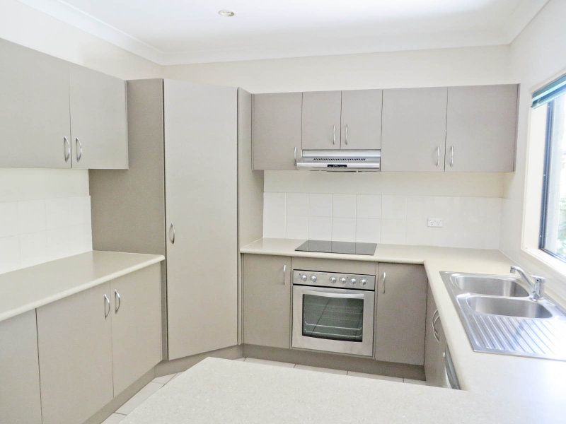 Kewarra Beach, QLD 4879