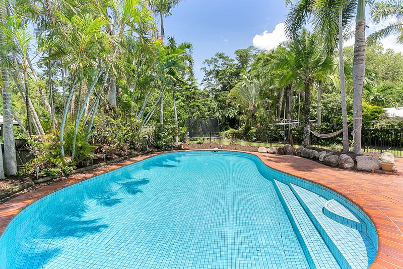 Kewarra Beach, QLD 4879