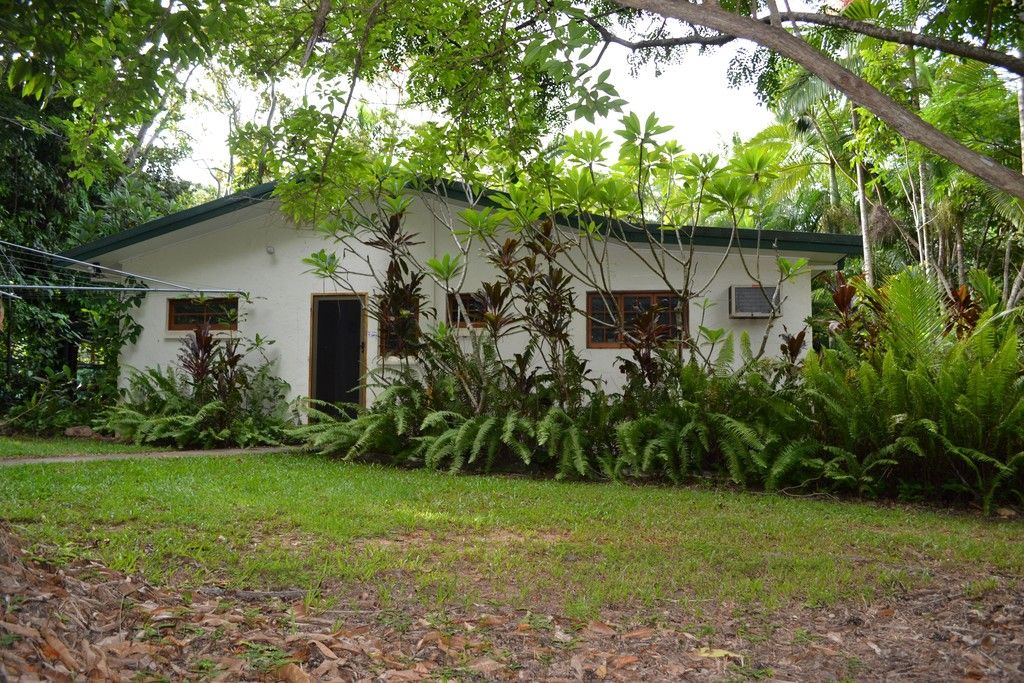 17-19 Stevens Street, Clifton Beach, QLD 4879
